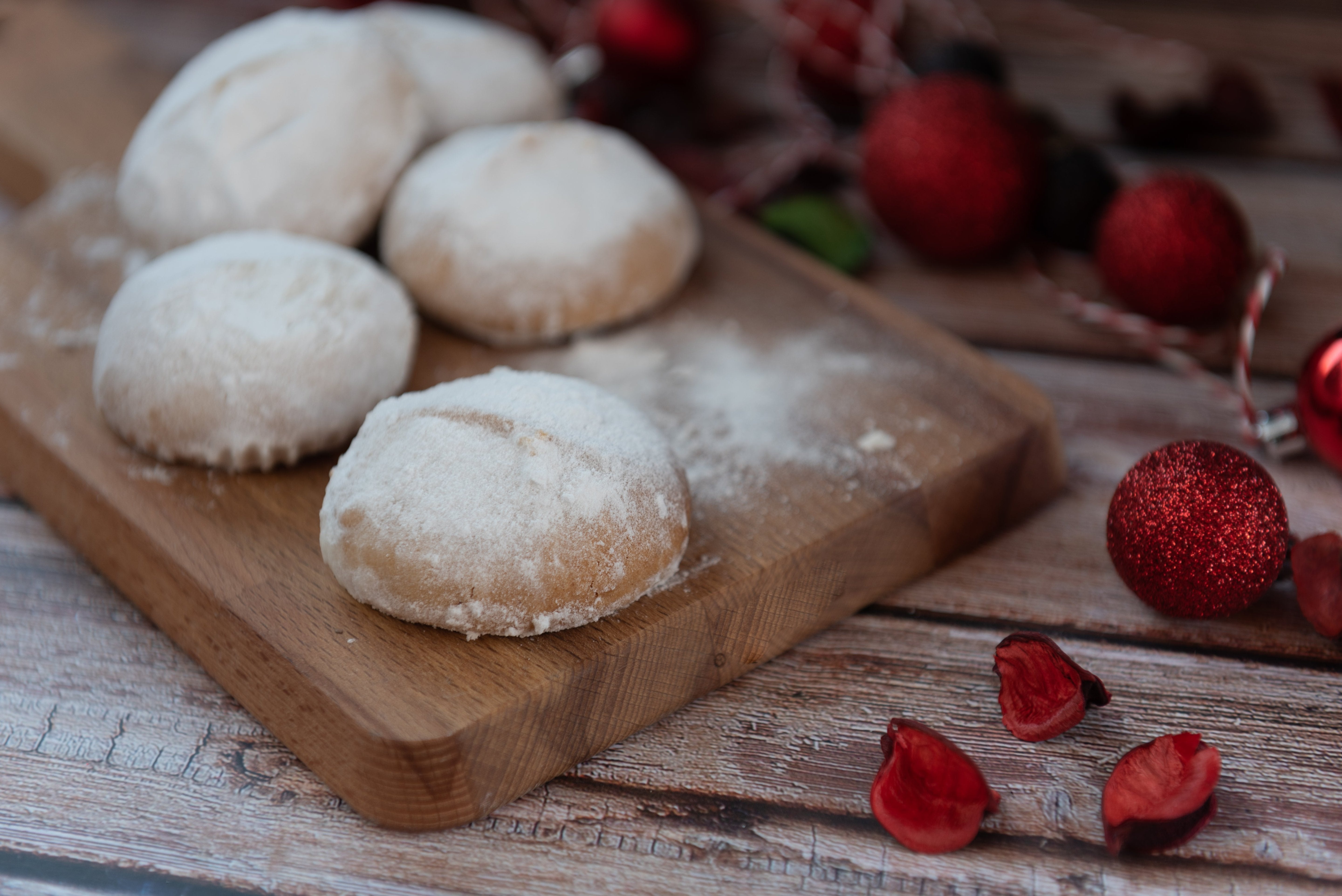 Kourabiedes Greek Christmas Almond Butter Cookies